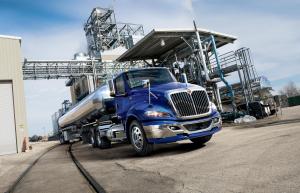 2017 International RH Day Cab 6x4 Tractor